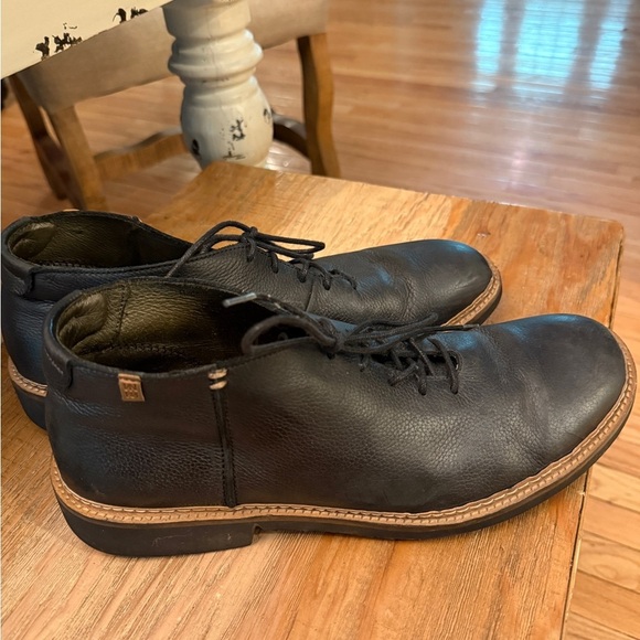 El Naturalista Black Chukka Boots with Leather Upper and Rubber Sole - Picture 2 of 5